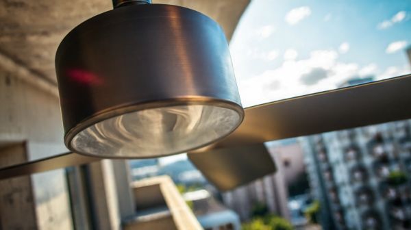 Les meilleurs ventilateurs de plafond extérieurs à choisir